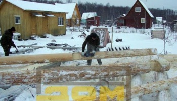 Острожка бревен электрорубанком